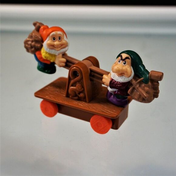 1992 McDonald's Disney Snow White & The Seven Dwarfs Grumpy & Happy Vintage Toy - Picture 5 of 5